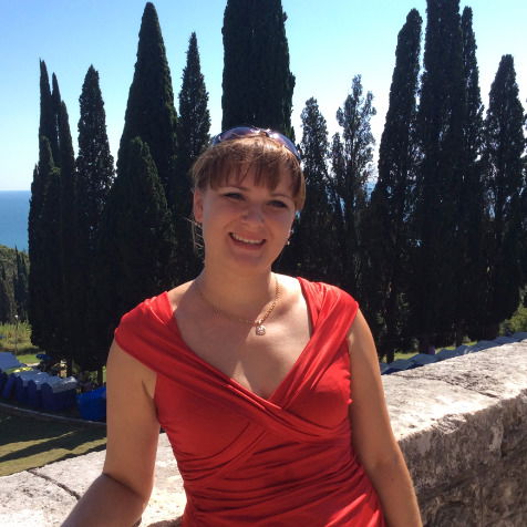 Анна Замыслова