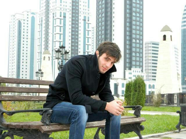 Мансур Даудов