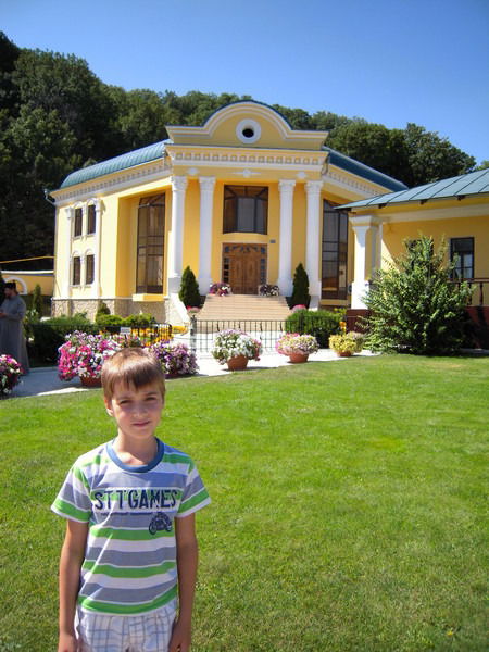 Алексей Леонтеско