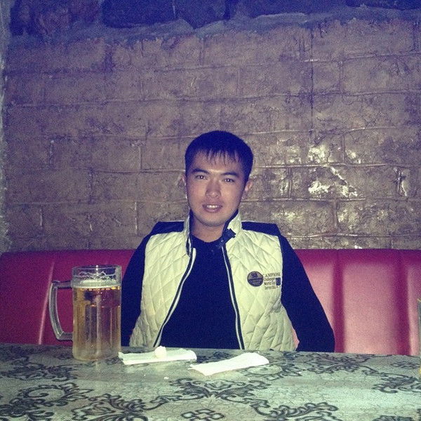 Самат Еркебаев