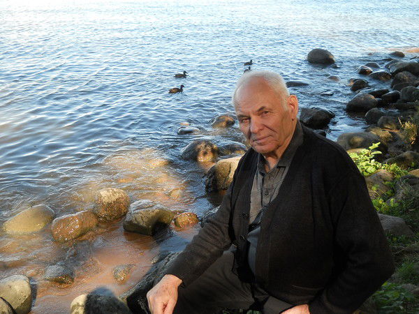 Геннадий Казаков