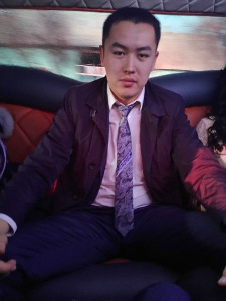 Айбек Есенов