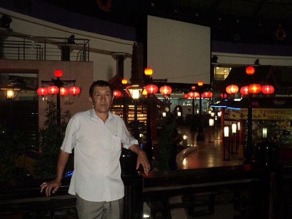 Нурлан Базаркулов