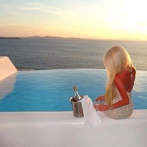 Елена Счастливая