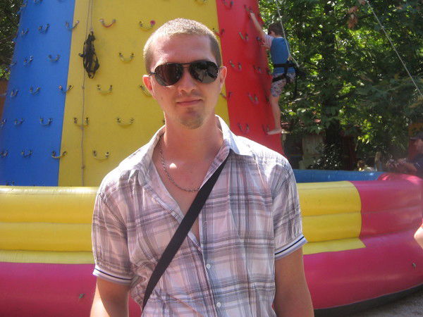 Денис Долгов