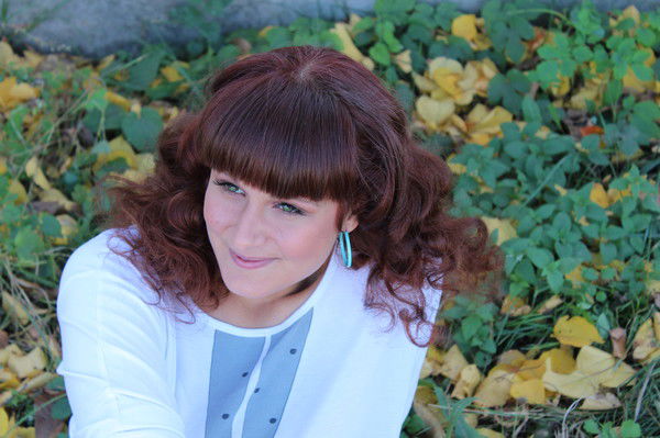 Елена Попова