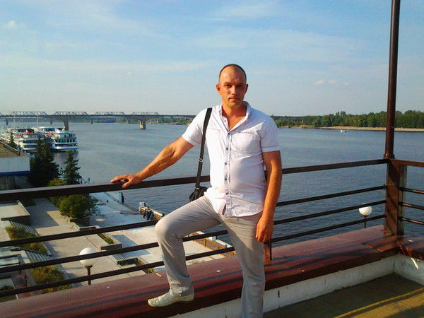 Максим Жарков