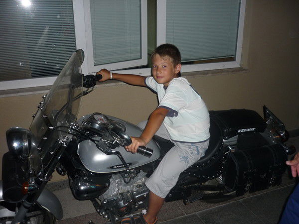 Лева Макаров