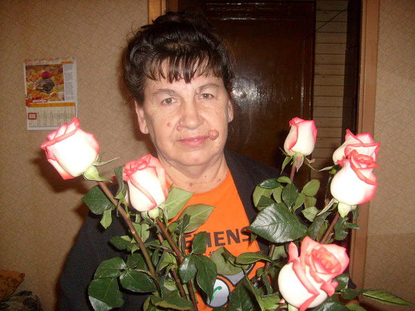 Нина Давыдова