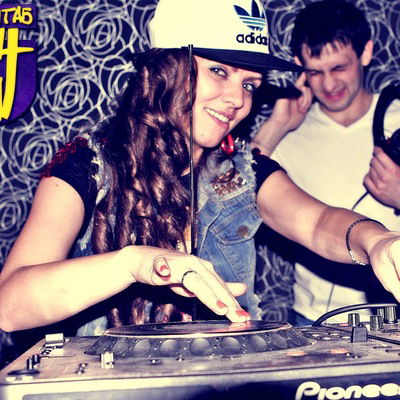 Инга Попова