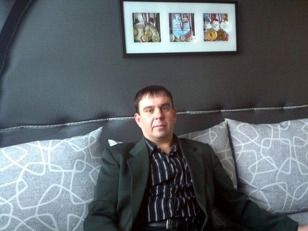 Александр Максимов