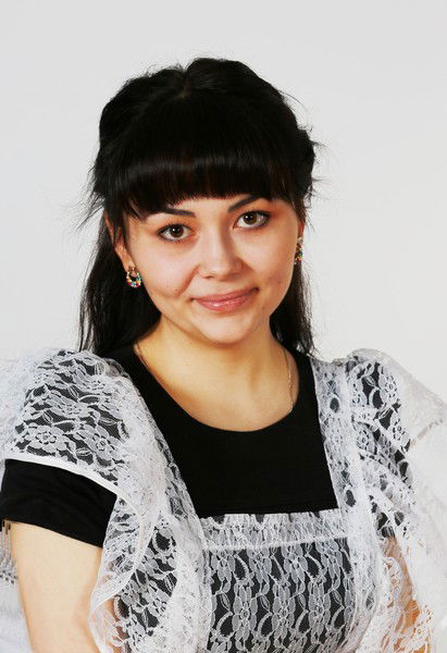 Karina Ahmetova*