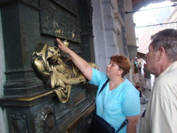 Елена Новикова