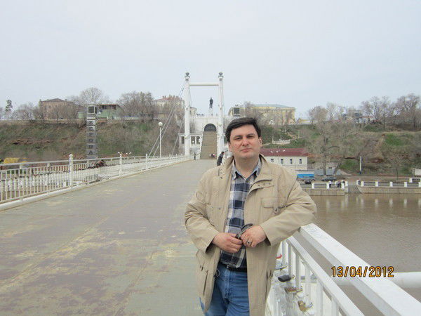 Дмитрий Леухин