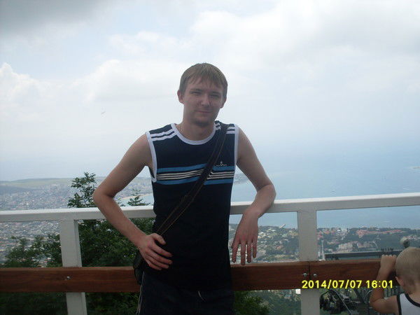 Илья Шарапов