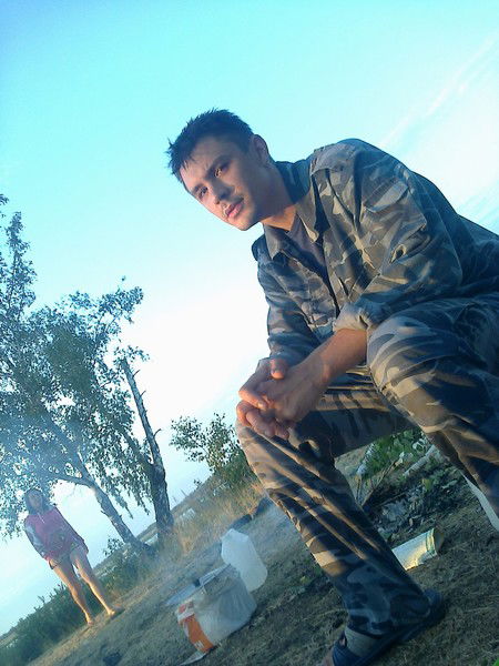 Антон Гудков