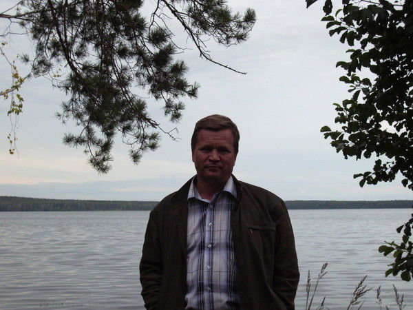 Николай Суровенков