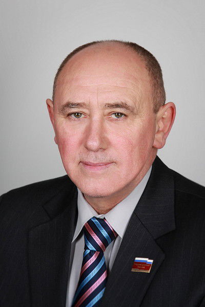 Виктор Николаев