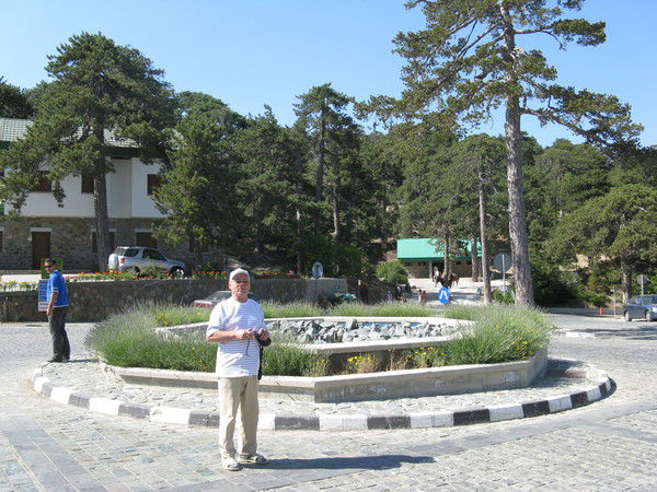 Валерий Колесников