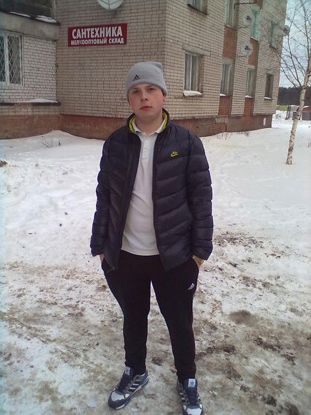 Антон Гарцев