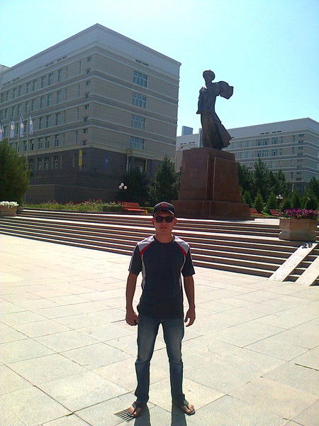 Нурбек Райкулов