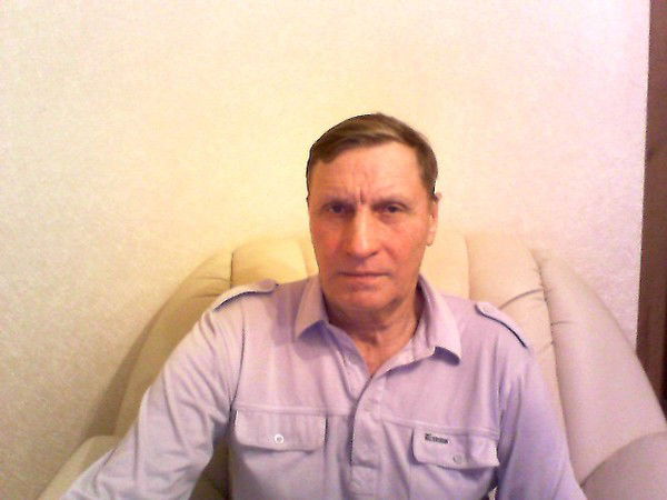 Анатолий Захаров