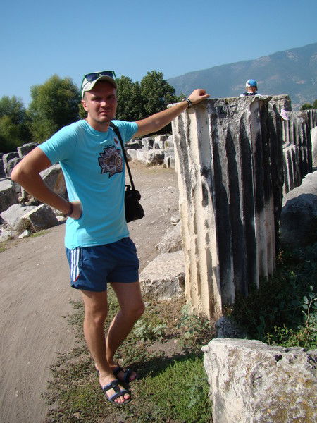 Неизвестно Неизвестно