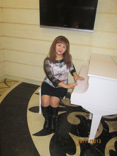 Умида *********