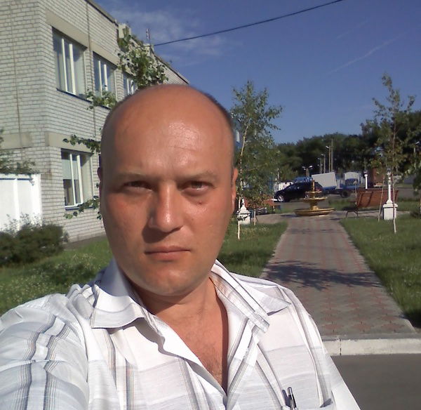 Роман Ткаченко