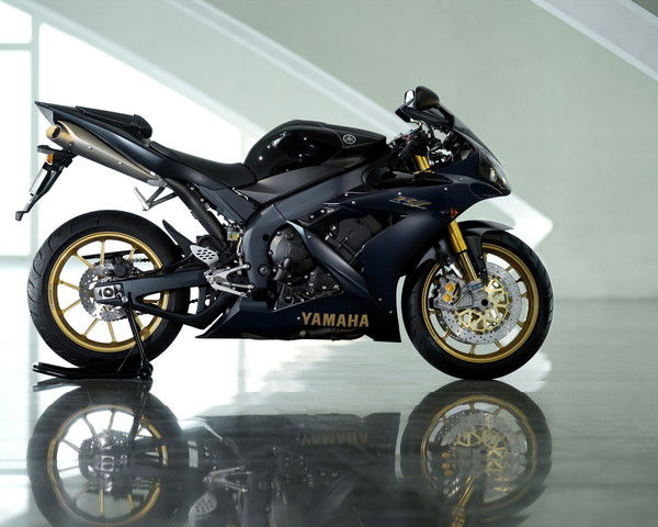 Александр В. Деев