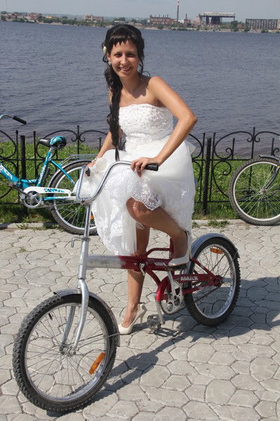 Елена Охотникова