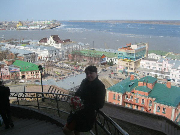 Яна Суетнова