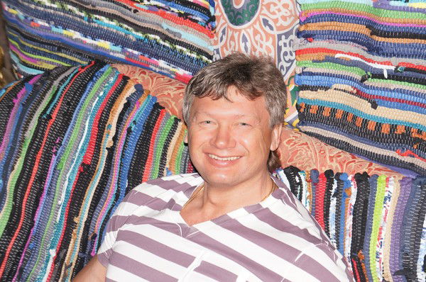 Владислав Иванов