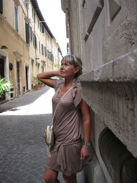 Рания Тельнова