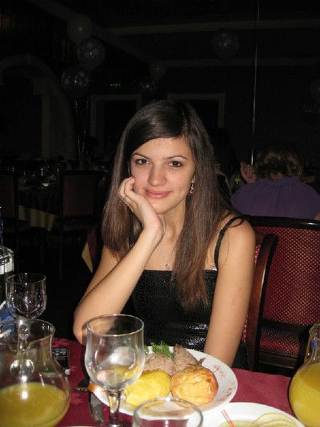 Неизвестно Неизвестно