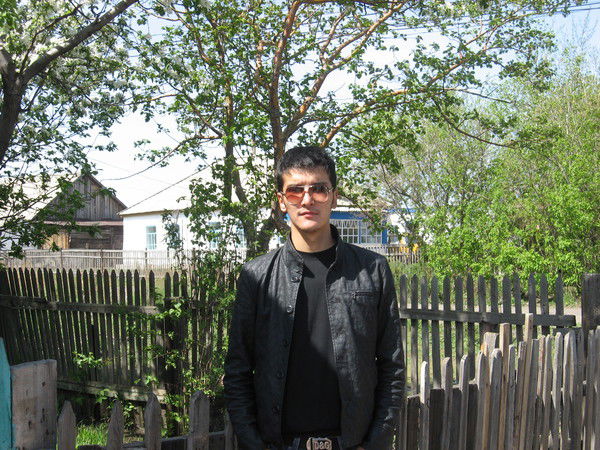 Данияр Сатхожин