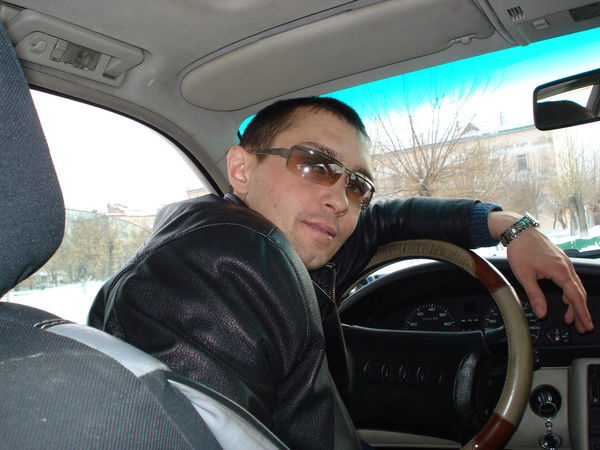 Александр Исаев