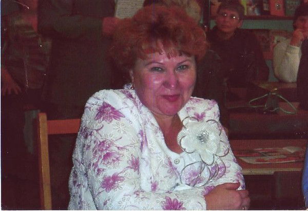 Людмила Хохрова