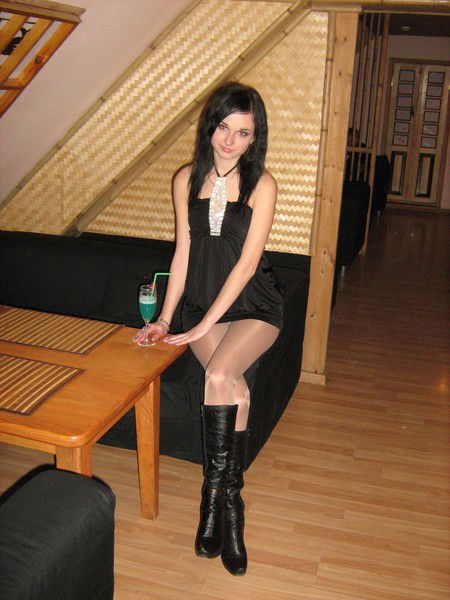 Олечка Александрова