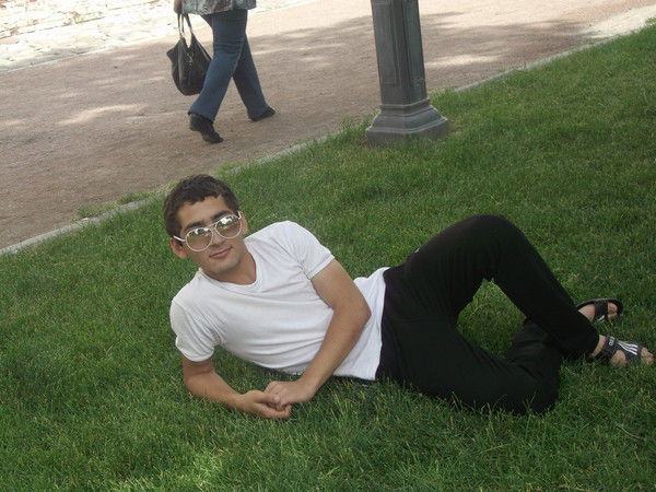 Вася Рустамов