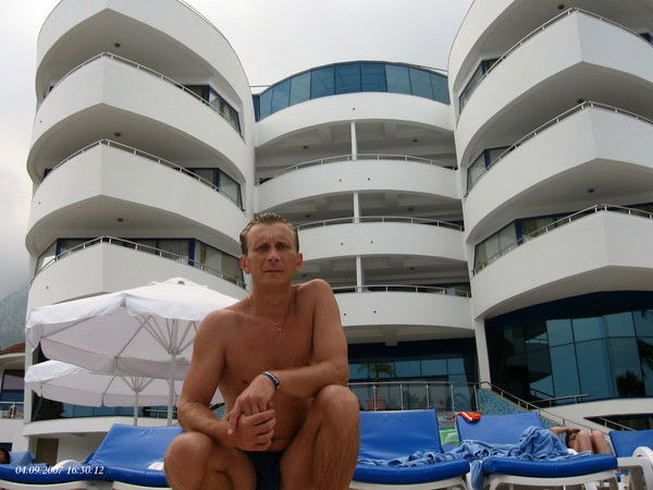 Володимир Рак