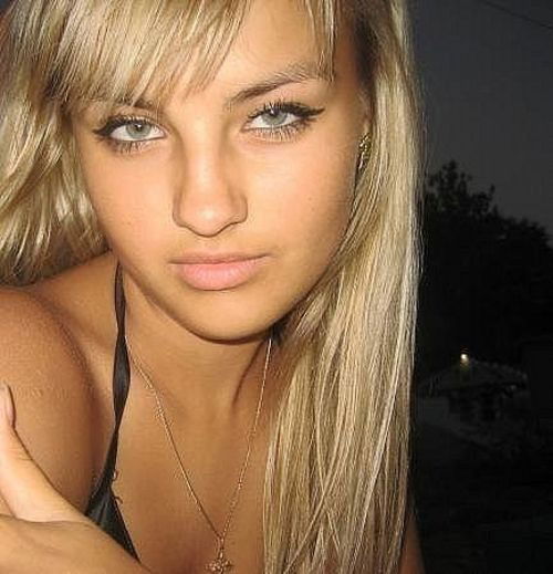 Саша Иванова