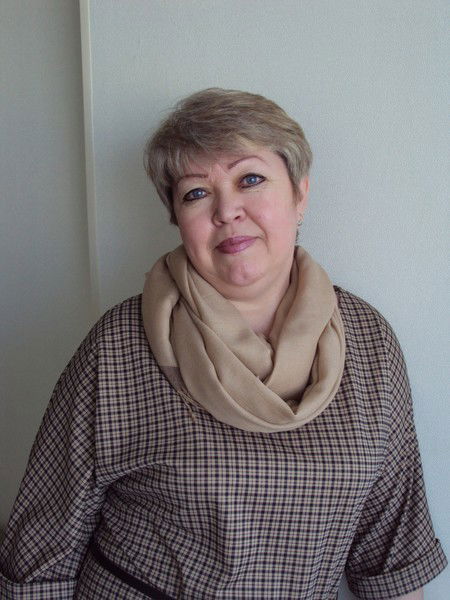 Анна Редингер