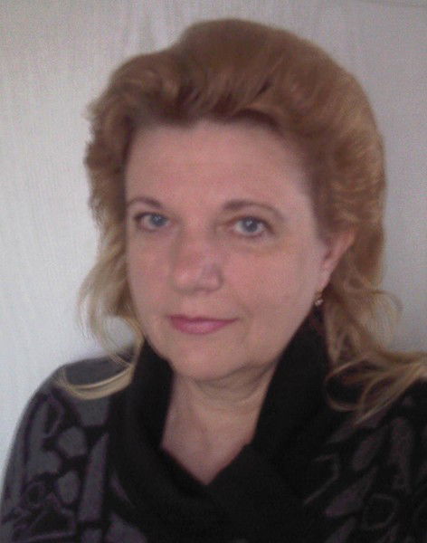 Людмила Плющий