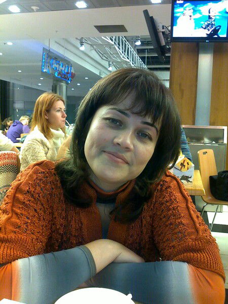 Надира Сангинова