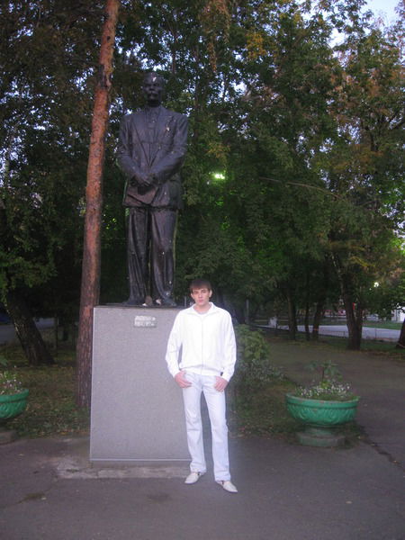 Андрей Гусев