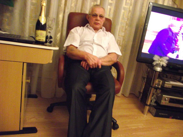 Анатолий Петельников