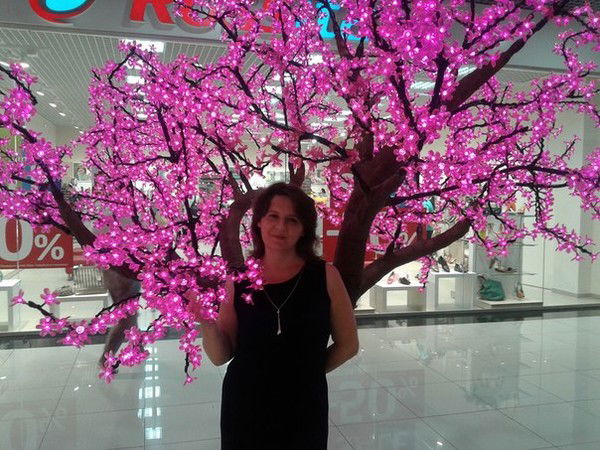 Елена Арустамова