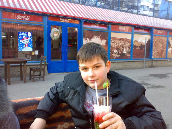 Олег Непомнящих