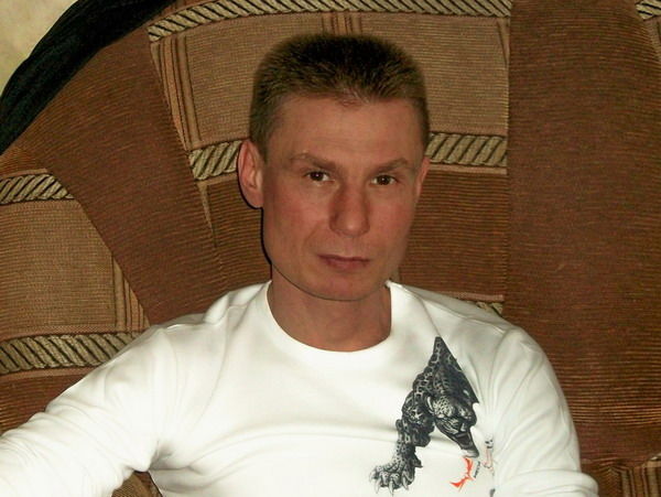 Владислав Халюков